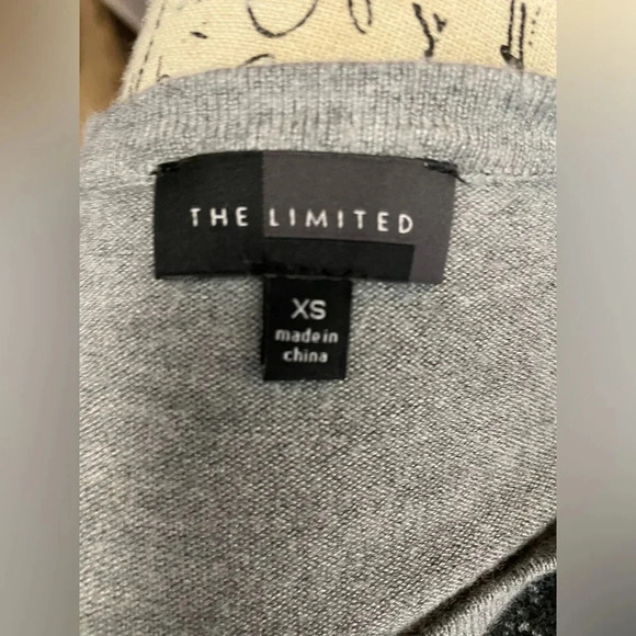 The Limited long sleeved sweater faux lace - Picture 6 of 6